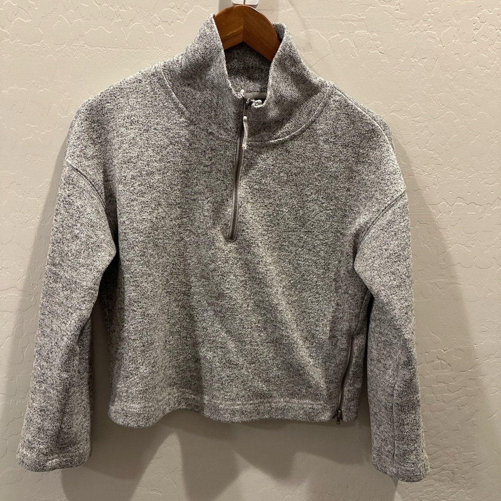 Fabletics Alpine Quarter Zip Sweater Womens Heather Gray Fleece Pullover XS